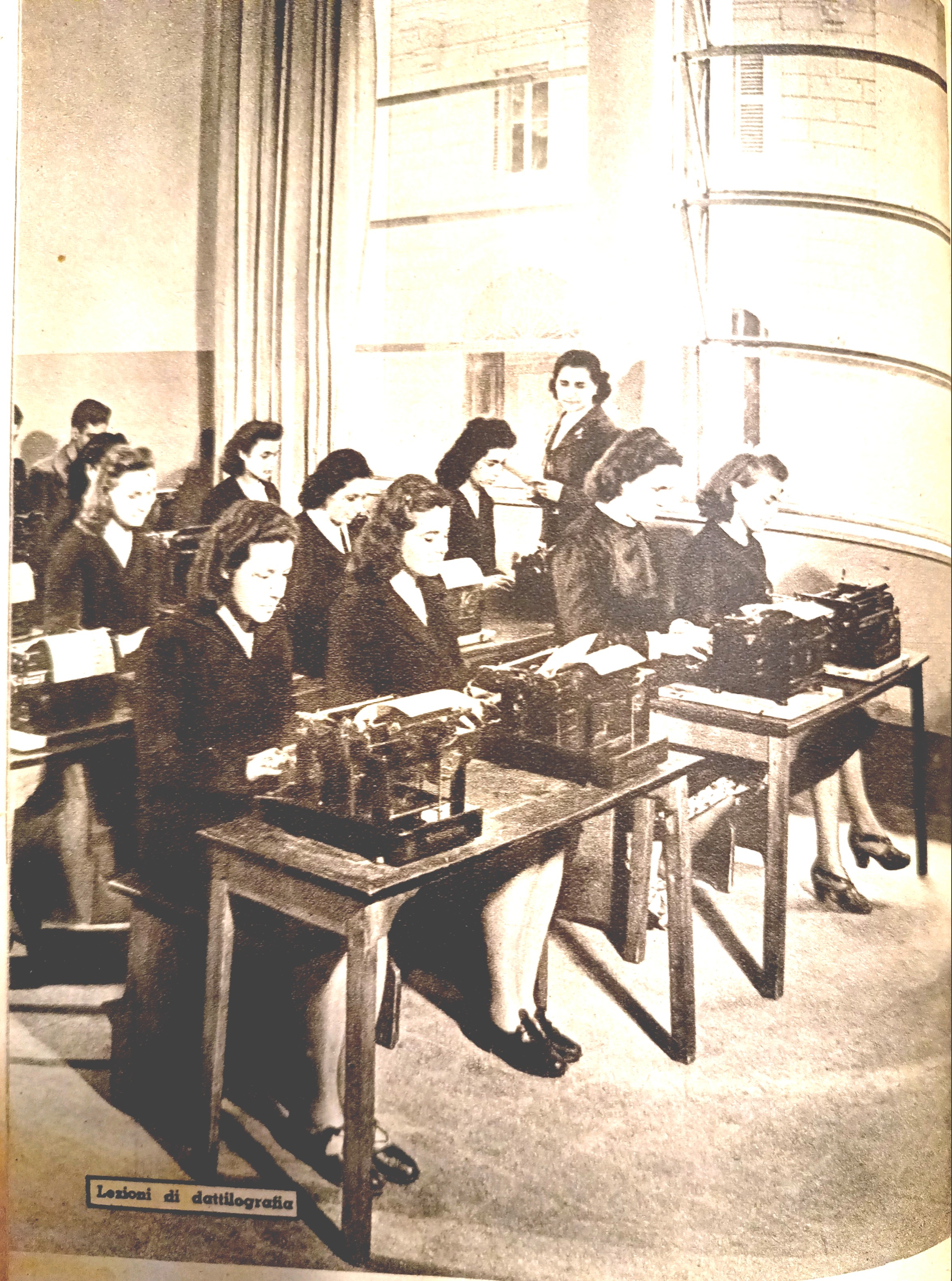 L'istituto commerciale e per geometri, giornata della tecnica (4 maggio 1941)